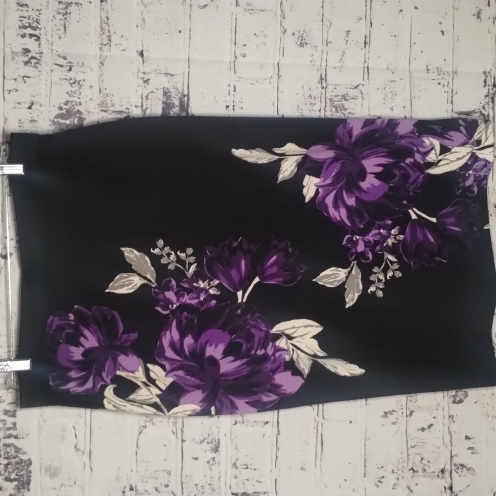 Alfani Scuba Pencil Skirt Size Medium